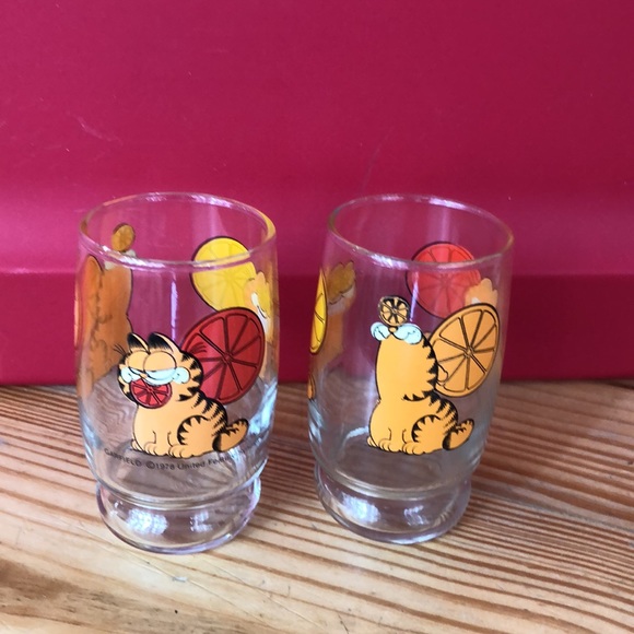 Vintage Garfield Juice Glasses - Picture 3 of 5